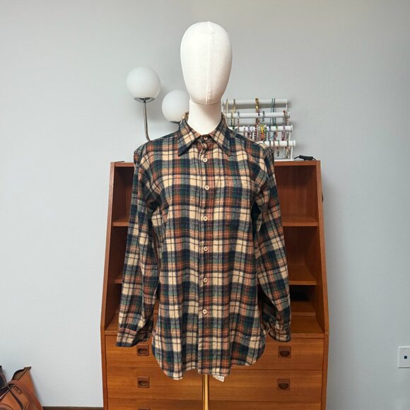 Vintage Pendleton Wool Plaid Green Tan Brown Button Down Shirt Size Medium - Picture 1 of 7